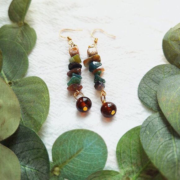 Indian Agate Crystal Earrings, Earthy Goblincore Earrings, Woodland Fairy Grunge - Picture 6 of 8